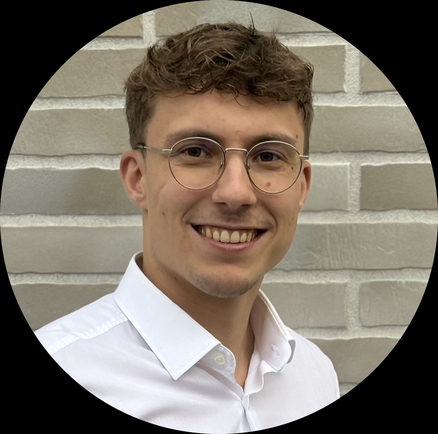 Dominik Lentrodt